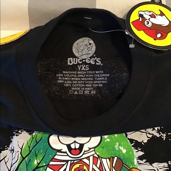 Buc-ee’s Glow in the Dark Halloween T-shirt NWT - Picture 5 of 5